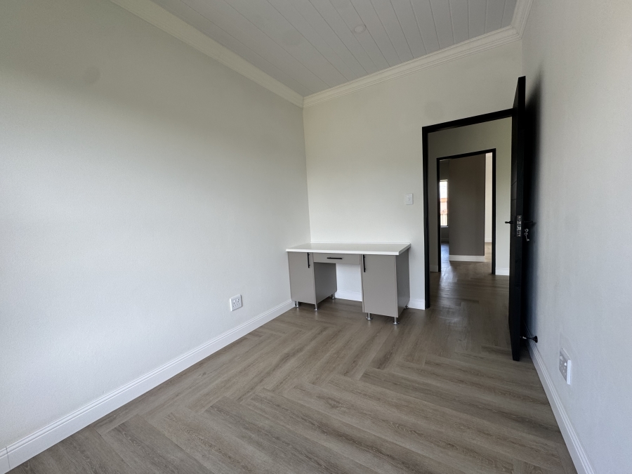 4 Bedroom Property for Sale in Wilkoppies North West